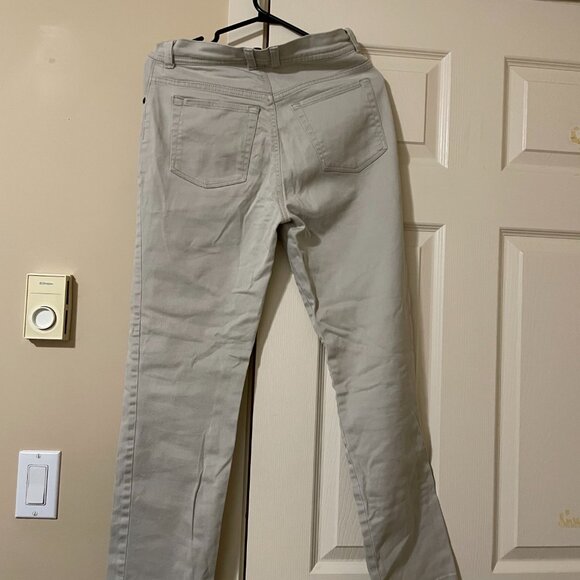 Gloria Vanderbilt | Stretchy White Pants - Picture 3 of 4